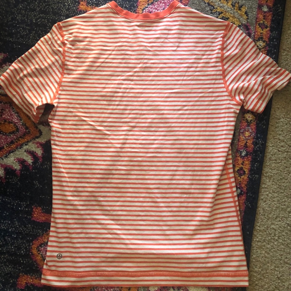 Lululemon Men's 5 Year Basic V Medium - image 5